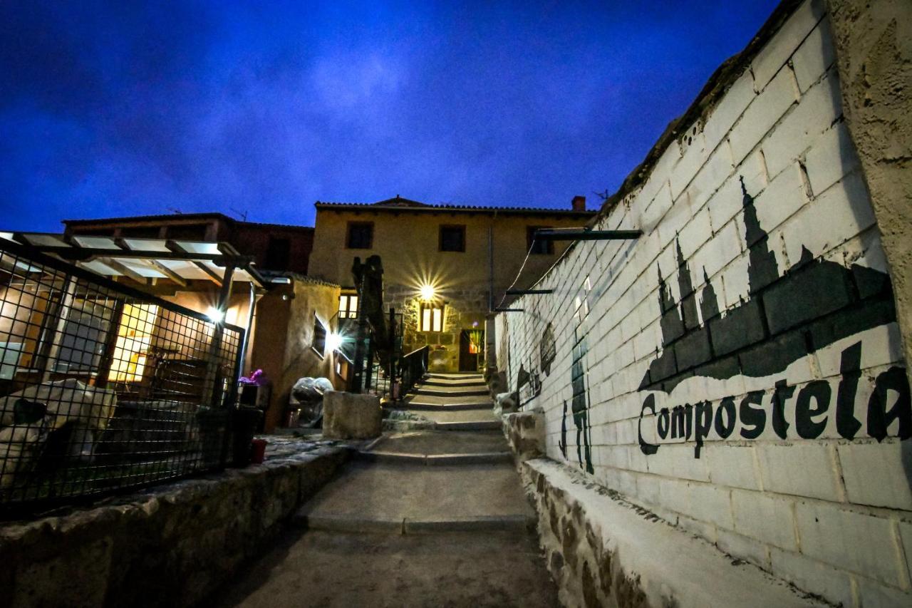 A Pousada Acienleguas Castrojeriz Exterior foto